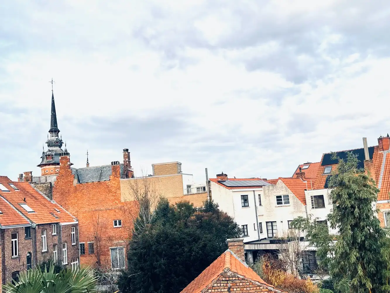 Brugge centrum  ENERGIEZUINIG  CHARMANT INSTAPKLAAR WOONHUIS met TUIN en 4 SLAAPKAMERS foto 27