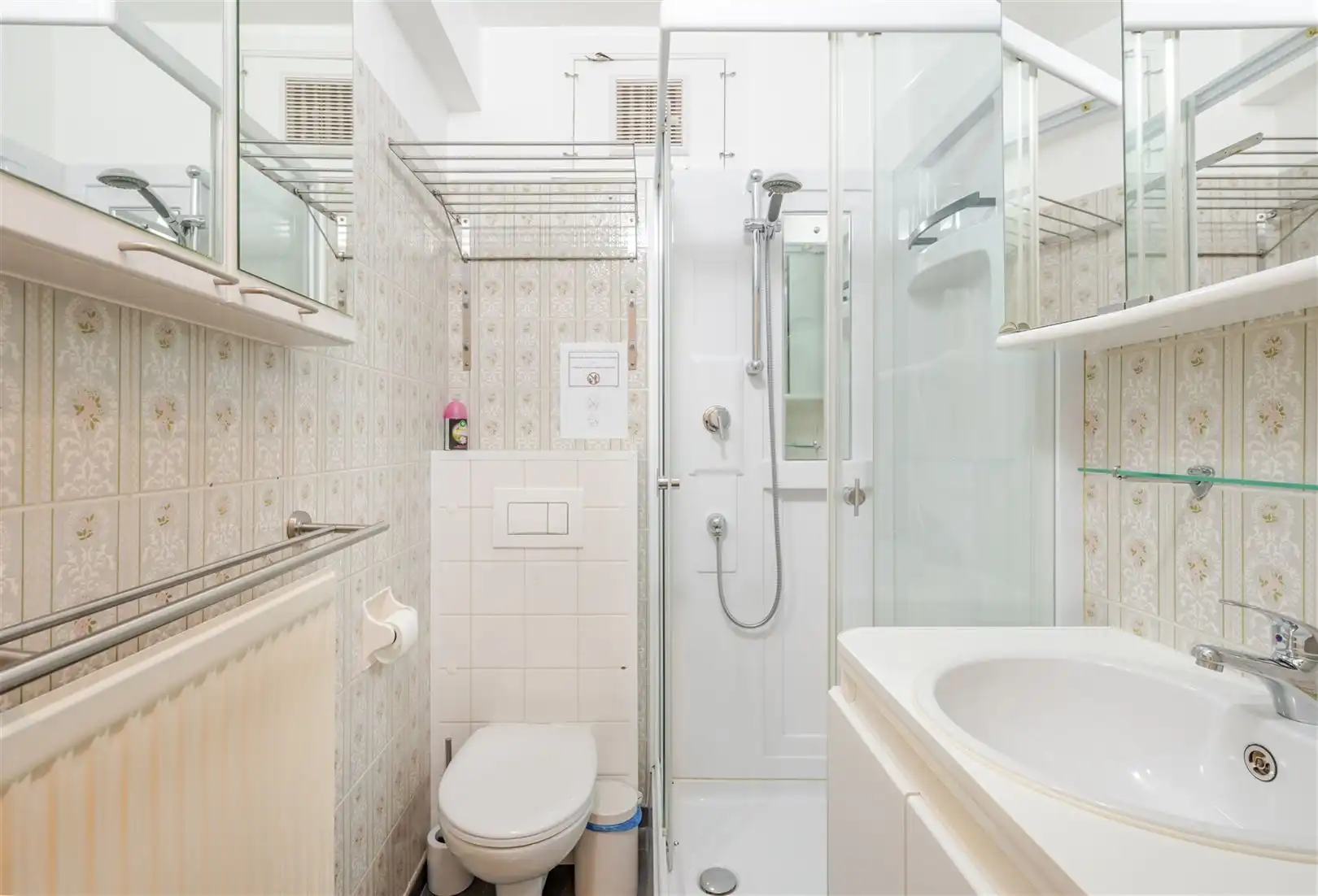 Instapklare studio met zeezicht foto 13