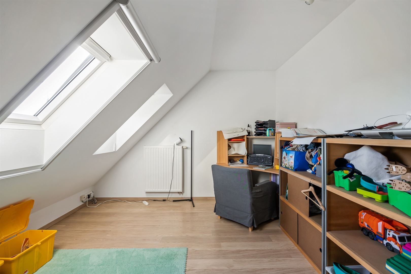 Recente & verrassende ruime woning met commercieel gelijkvloers foto 12