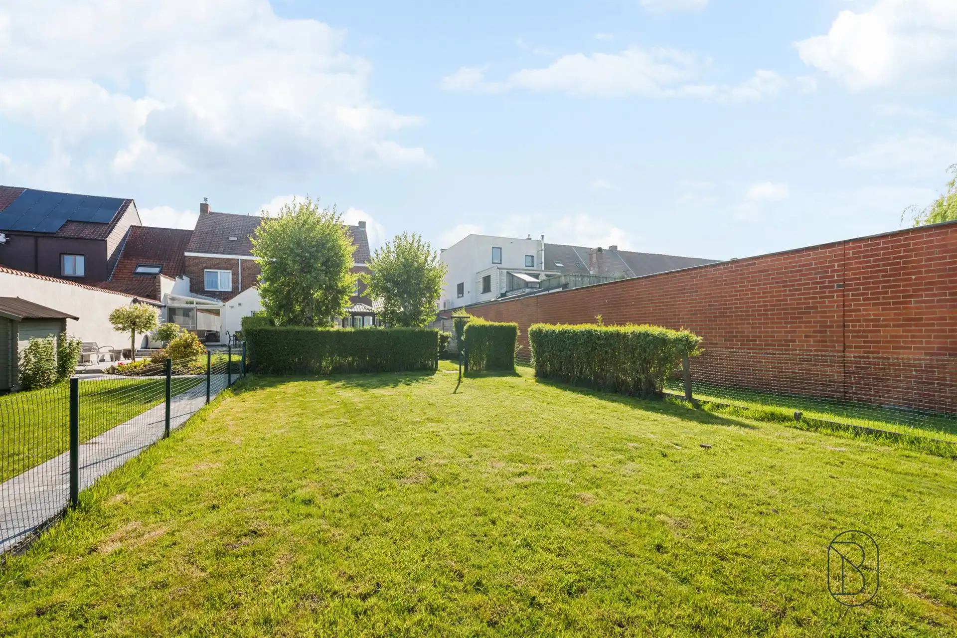 Charmante gezinswoning met garage en uitweg in Deerlijk foto 4