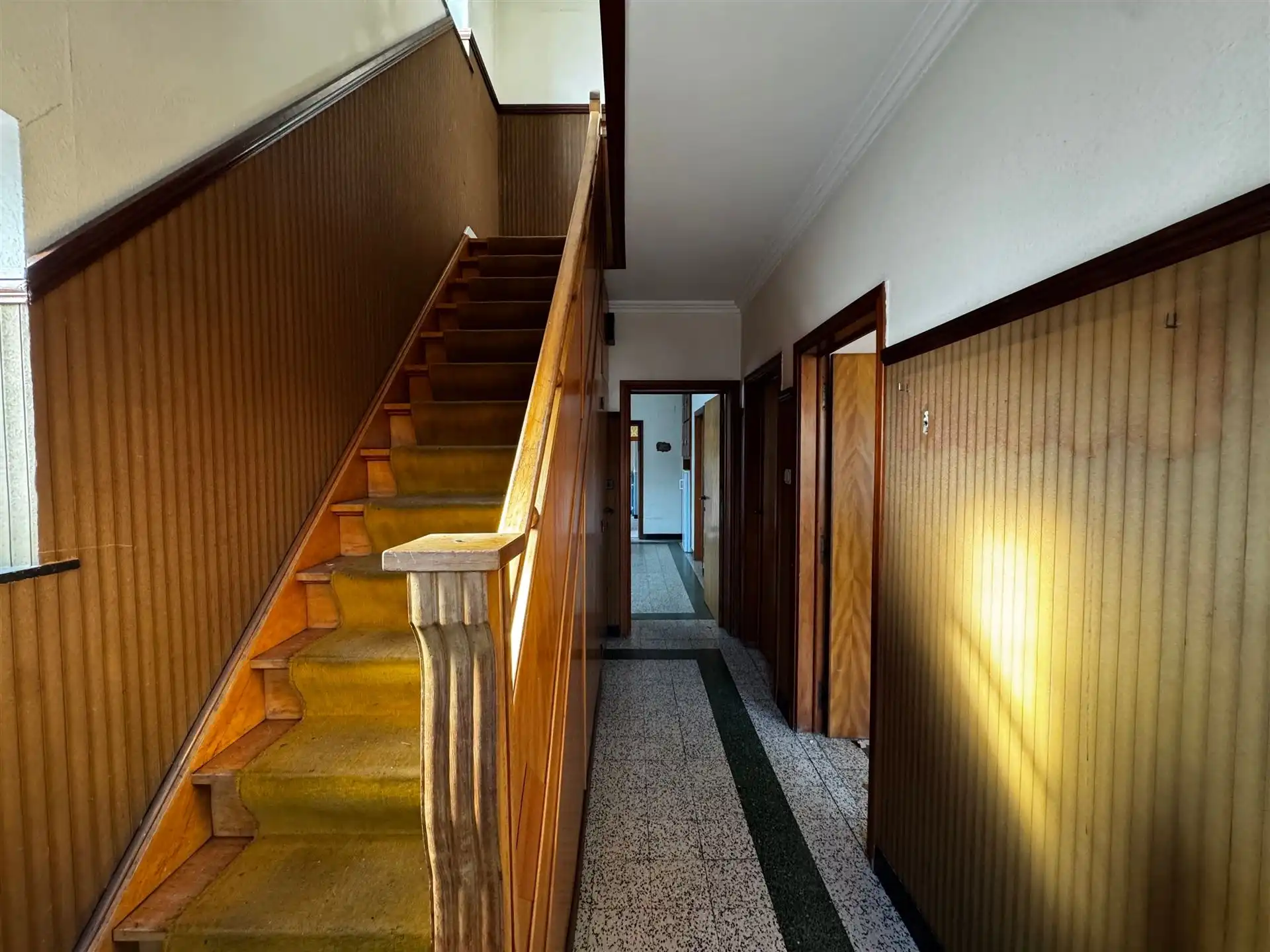 Charmante halfopen woning met uitzonderlijk ruime tuin in Maasmechelen (Boorsem) foto 2