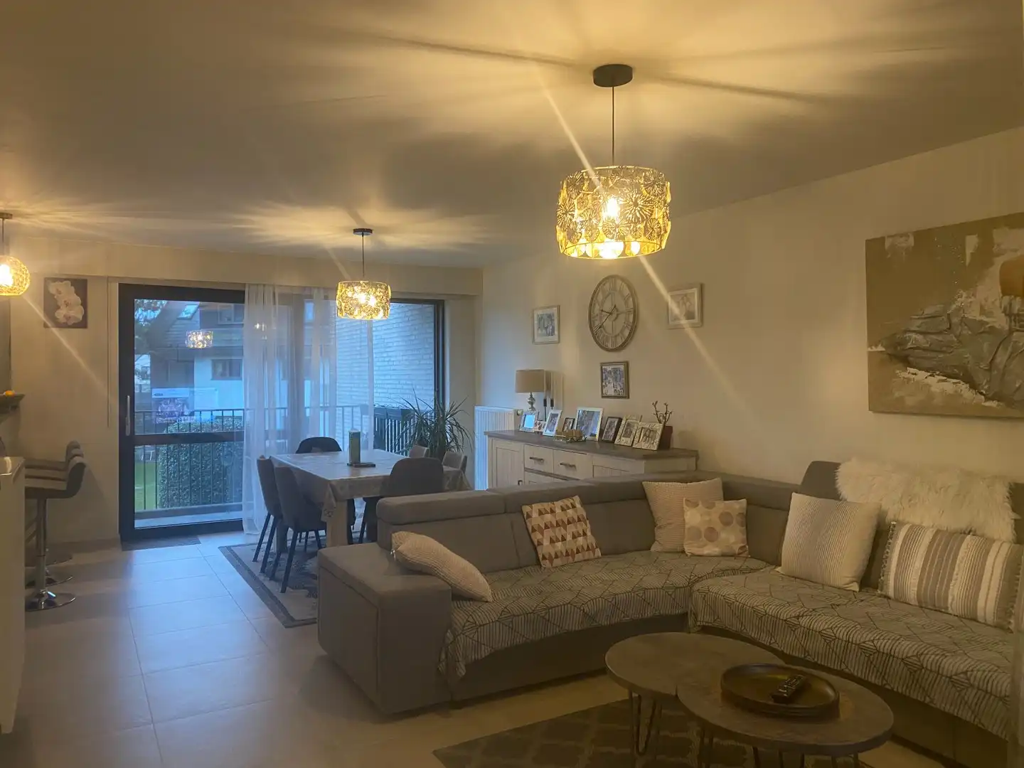 Een appartement met 2 slaapkamers en terras. foto {{pictureIndex}}