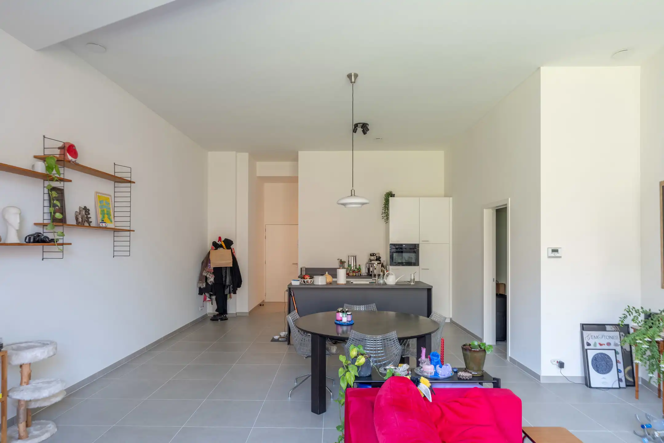 Knap en licht gelijkvl. appartement met terras en tuin foto 37
