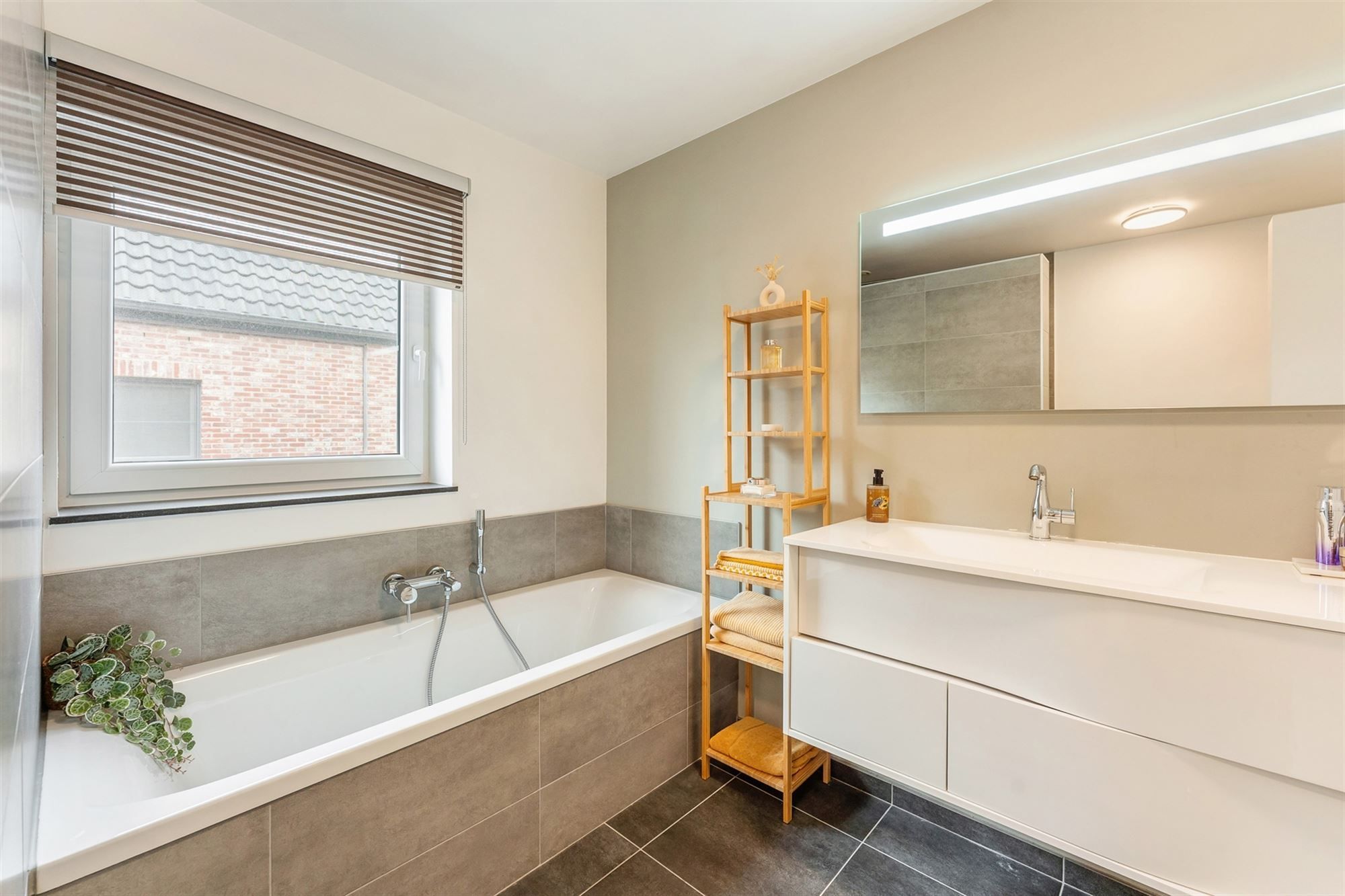 KNAPPE, ENERGIEZUINIGE WONING GELEGEN IN EEN DOODLOPENDE STRAAT OP EEN PERCEEL VAN 4A22CA TE BEVERLO foto 16