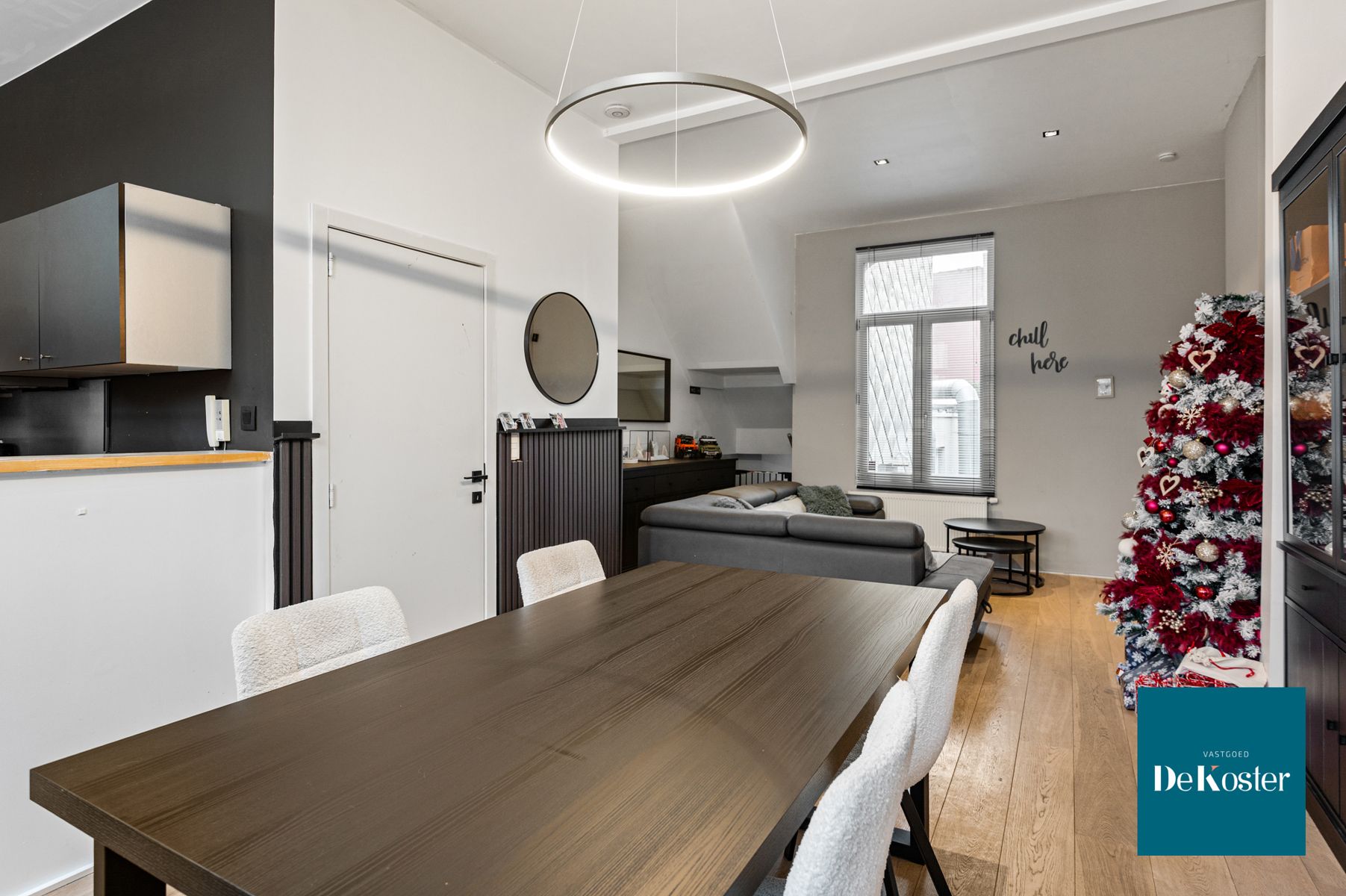 Instapklaar gerenoveerd 1slpk appartement  foto {{pictureIndex}}