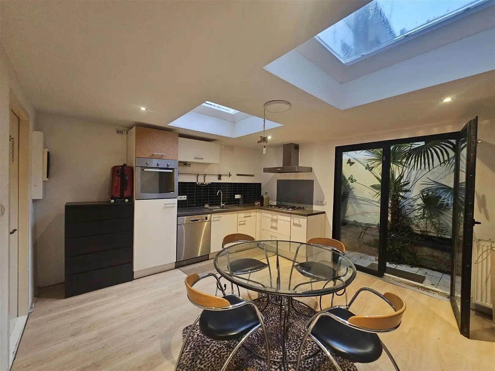 Zeer gunstig gelegen appartement vlakbij Italiëlei.  foto 3