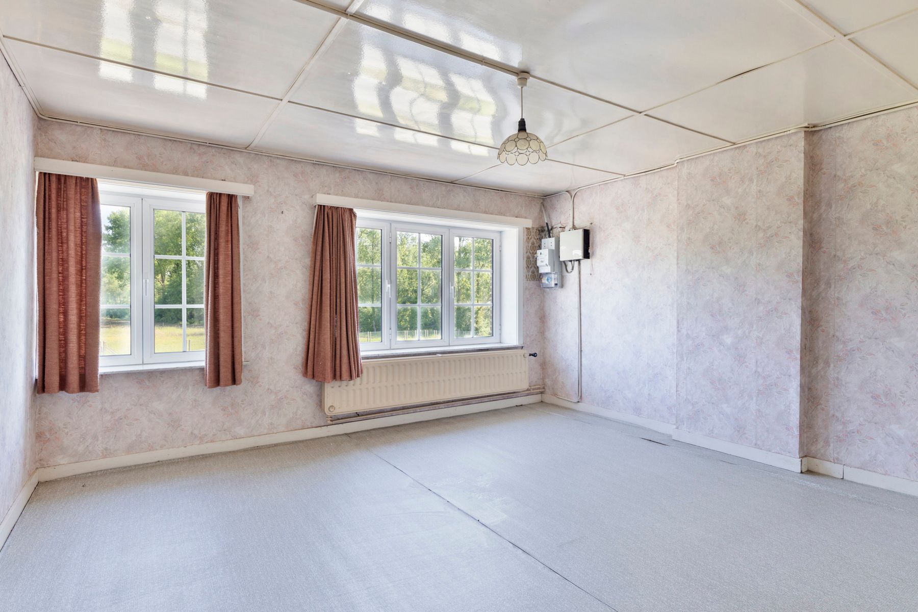 Ruime woning met 5 slaapkamers en grote tuin foto 13