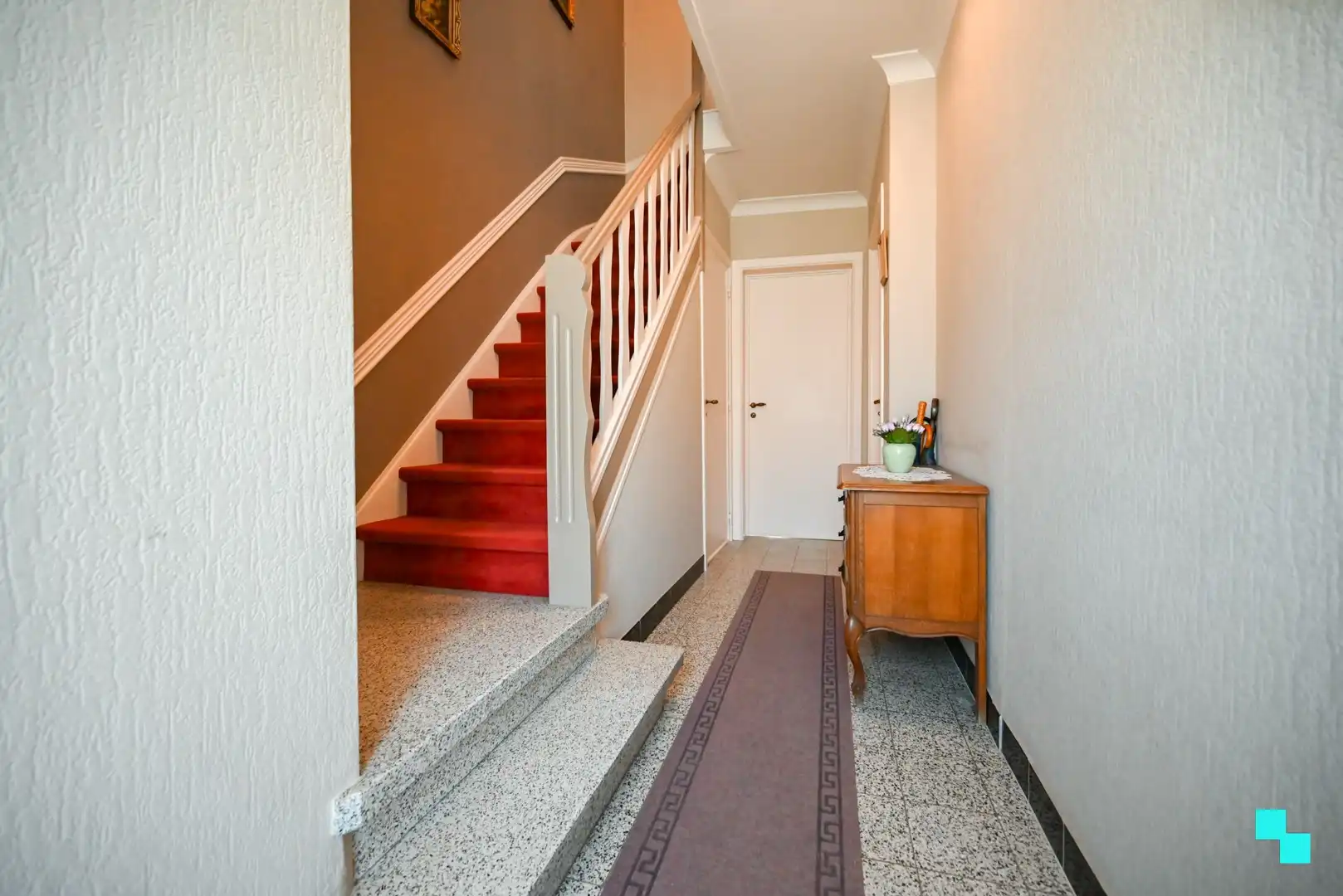 Op te frissen ééngezinswoning nabij het centrum van Ingelmunster foto 3