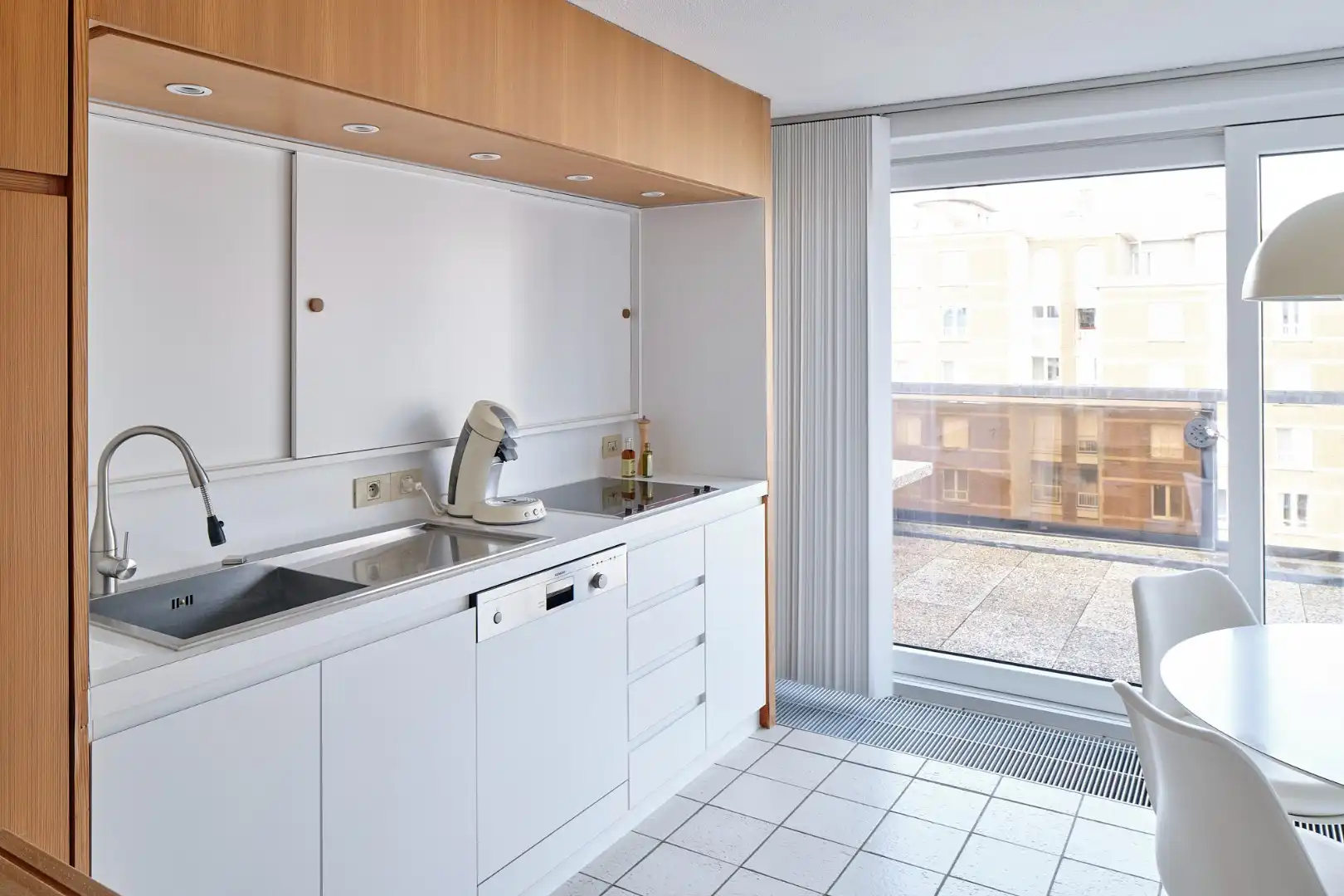 Architecturale penthouse met gevelbrede terrassen voor- én achteraan op tweede lijn van Zee.  foto 23