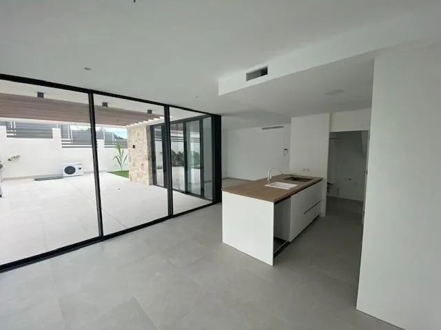 Exclusief wonen onder de zon: moderne villa’s met privézwembad in hartje Lomas de Cabo Roig foto 4