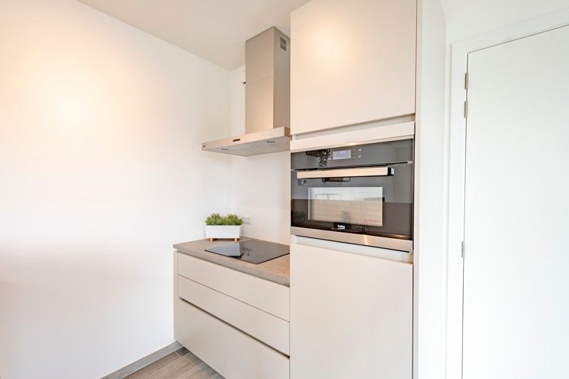 !LAATSTE KANS AANKOOP 6% BTW! Prachtig 2 slaapkamer appartement in Residentie DAC'ART Izegem. foto 6