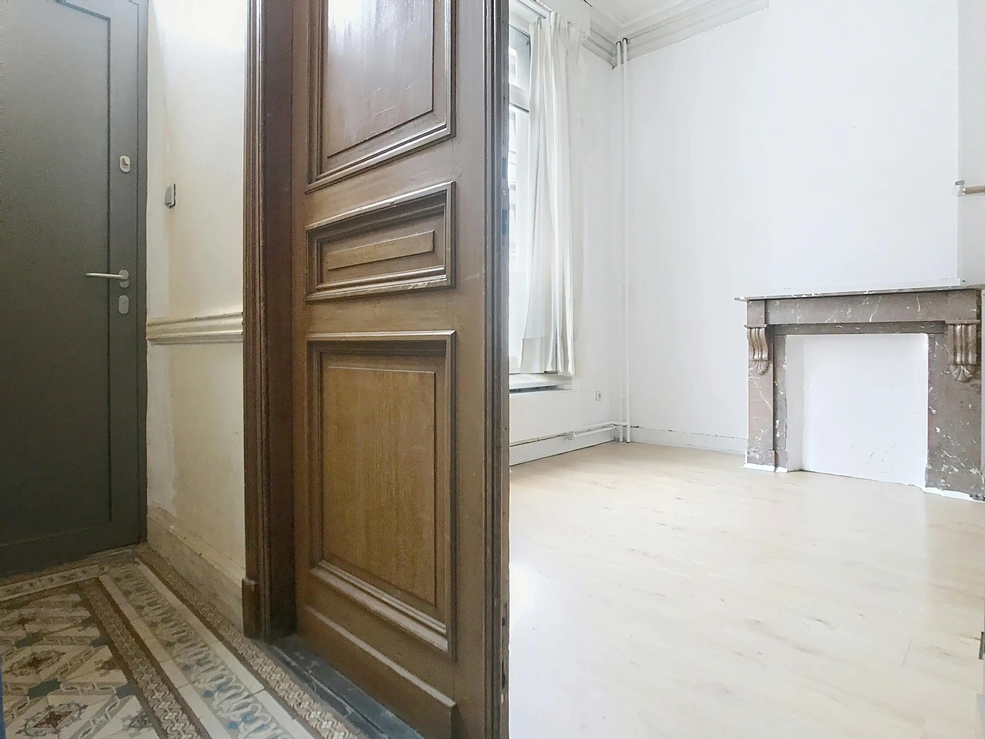 Huis van ca. 223 m² met koer te koop in Borgerhout foto 3