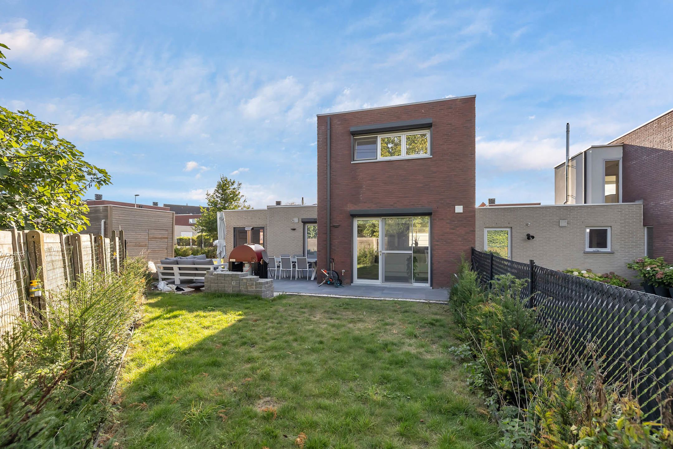 Recente woning op rustige locatie foto 20