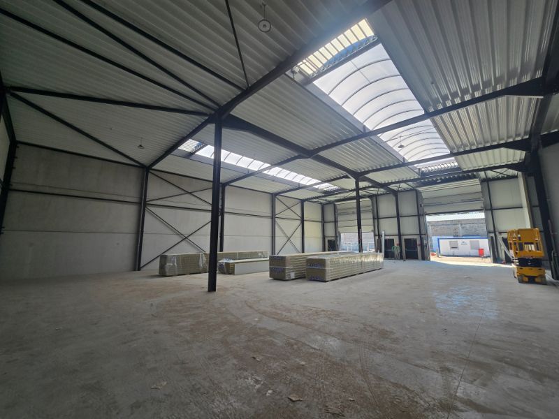 NIeuwbouw KMO units te huur foto {{pictureIndex}}