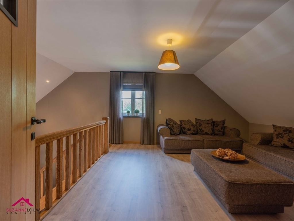 Hoogwaardig afgewerkte, landelijke villawoning foto 32