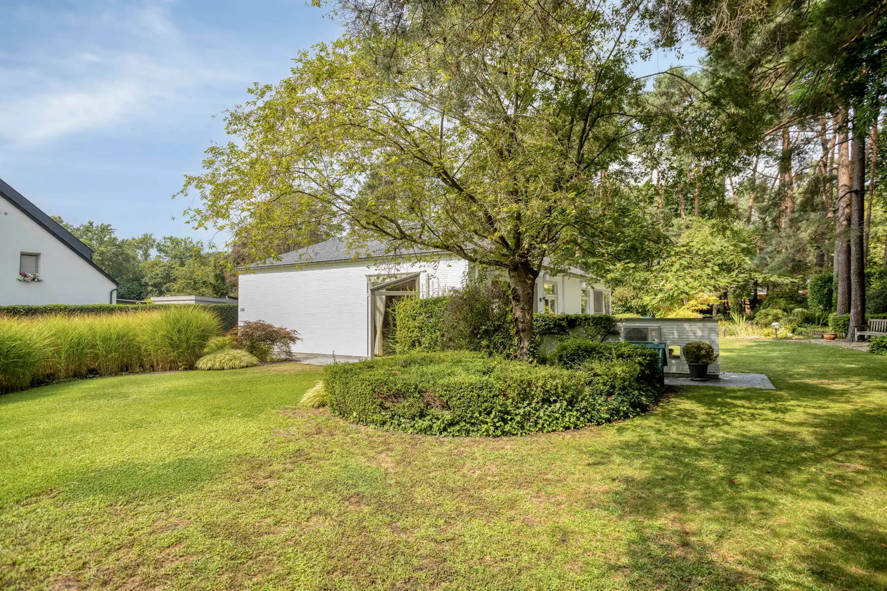 Gelijkvloerse woning met leuke tuin op fantastische locatie foto 4