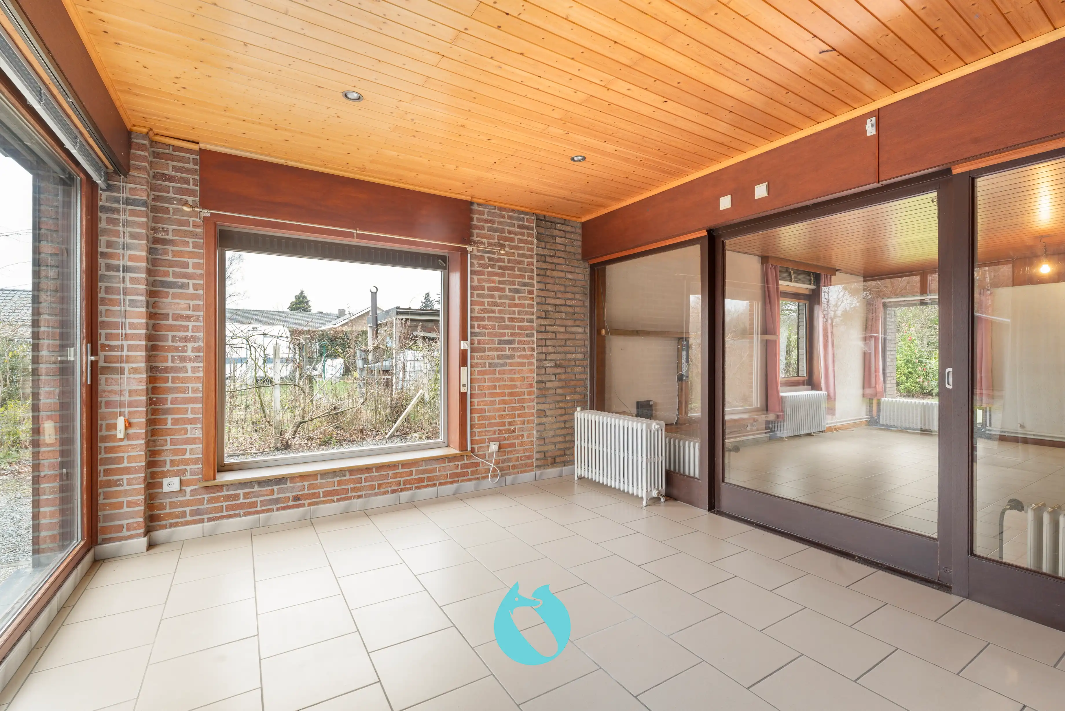 Charmante bungalow met ruime tuin en garages in Evergem foto 4