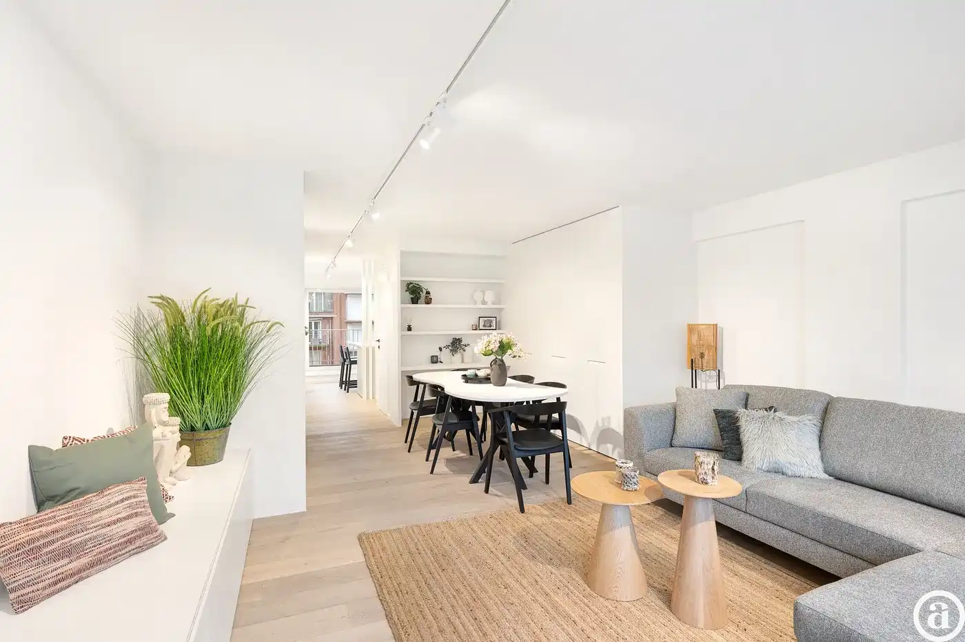 Instapklaar duplex-appartement (3 slpk) met zonneterrassen   foto 4
