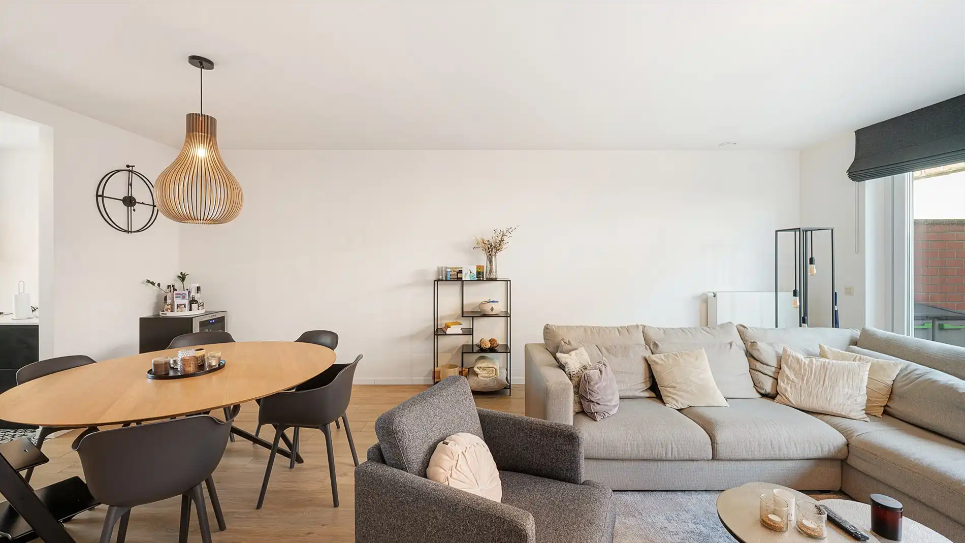 Ruime, recente woning op uitstekende ligging foto 4