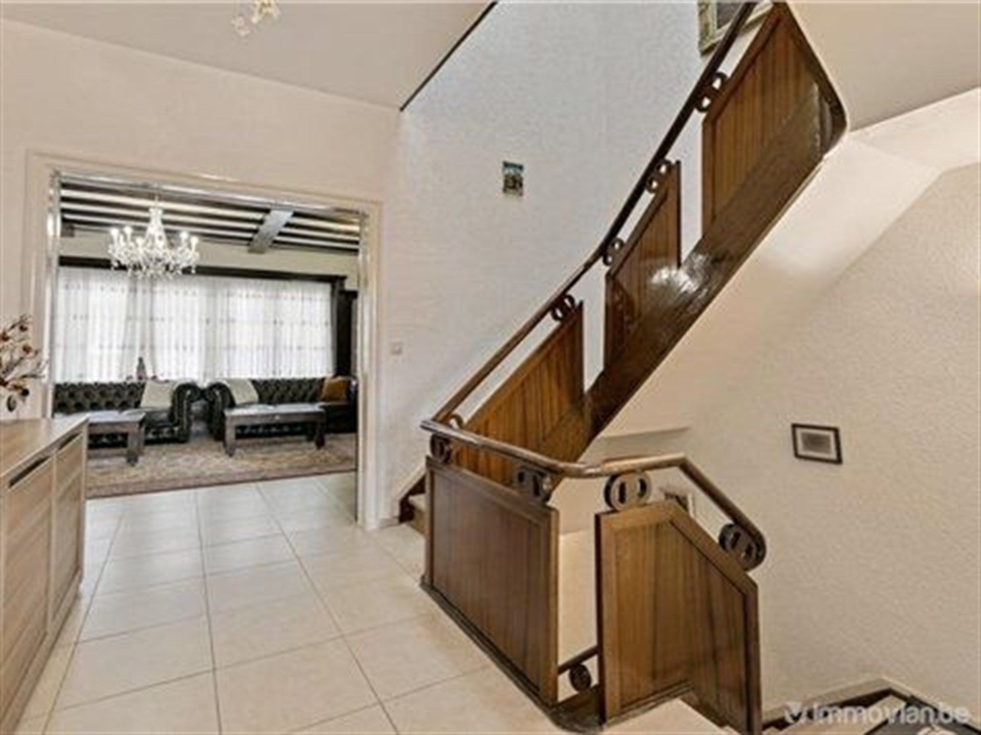 Ruime bel-étagewoning met 4 slaapkamers Betonconstructie foto 4