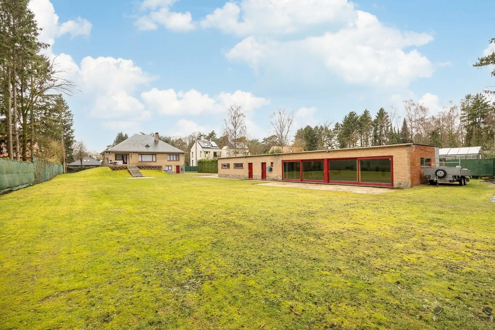 Villa met eindeloze mogelijkheden op 6270 m² grond foto 23