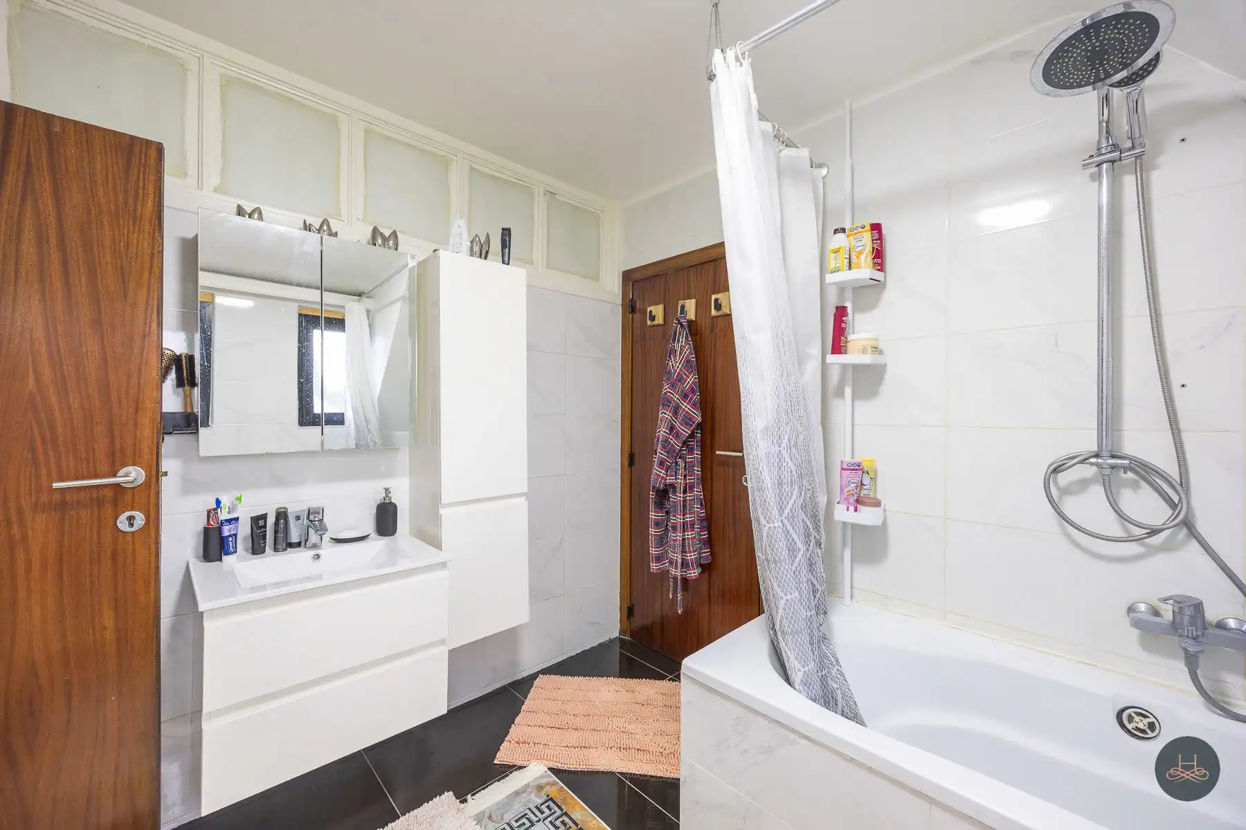 Tijdloze villa vol potentieel foto 21