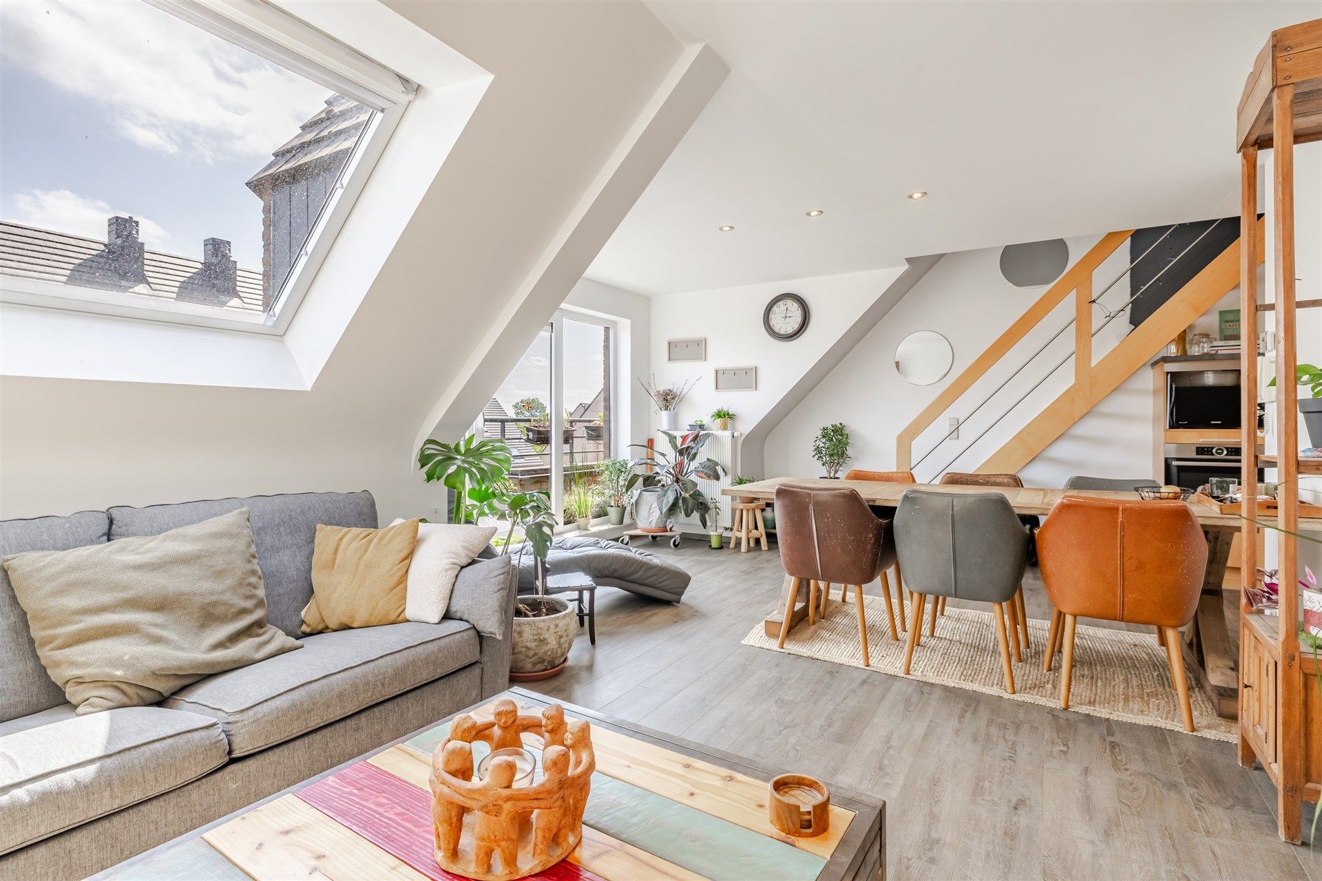 Topper! Instapklaar charmant duplex appartement op toplocatie! foto {{pictureIndex}}