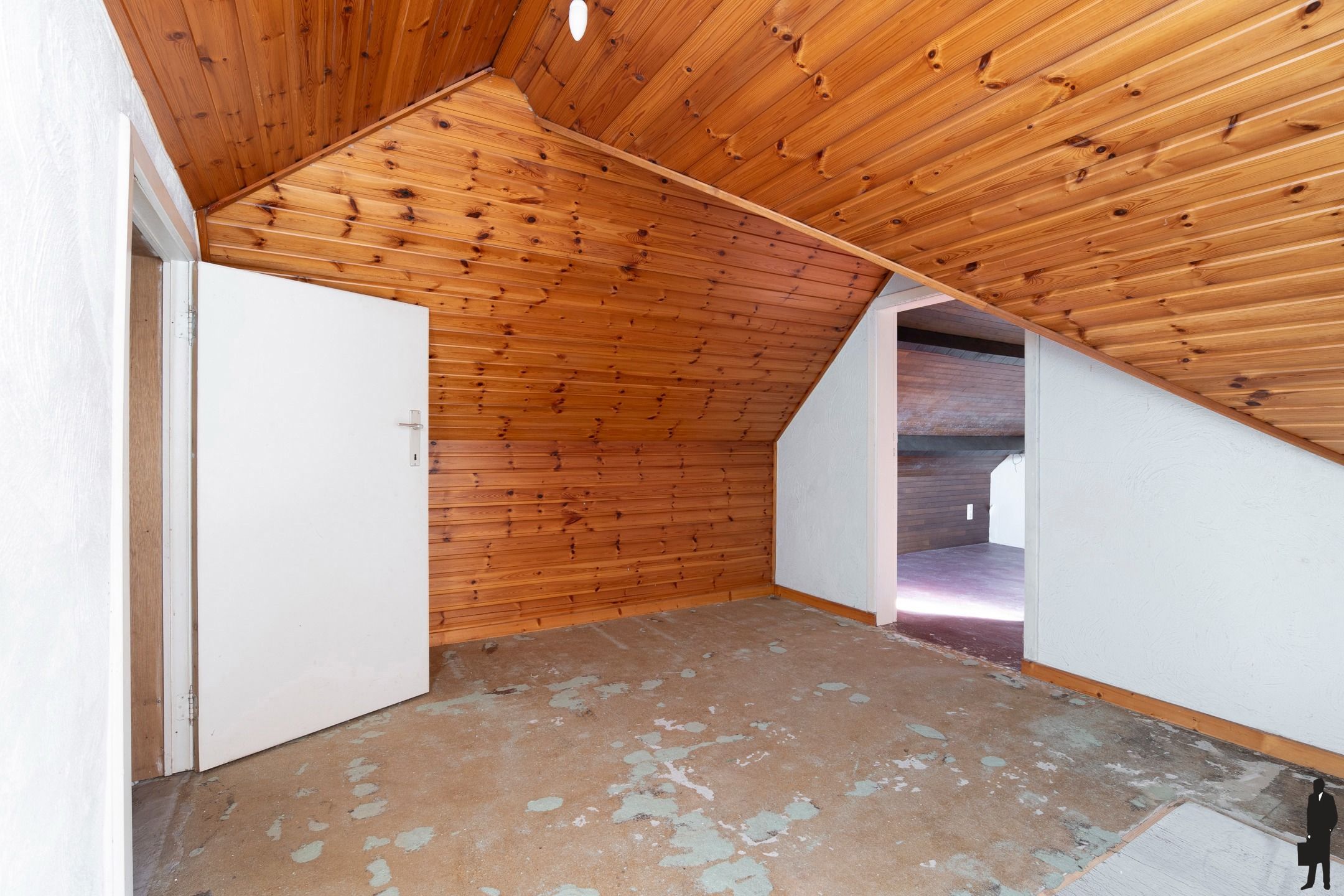 Te renoveren woning op perceel van 1360 m² in Oostmalle foto 16