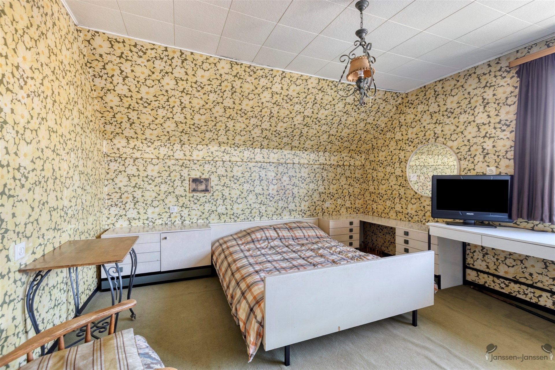 Karaktervolle gezinswoning met 5 slaapkamers en eindeloos potentieel te Leopoldsburg foto 17