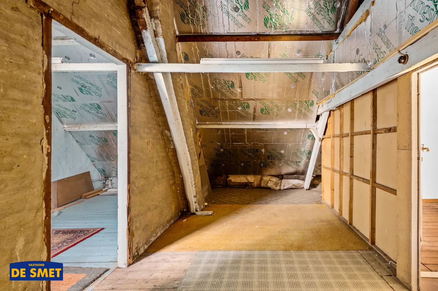 Ruim te renoveren duplex appartement met terras in centrum foto 18