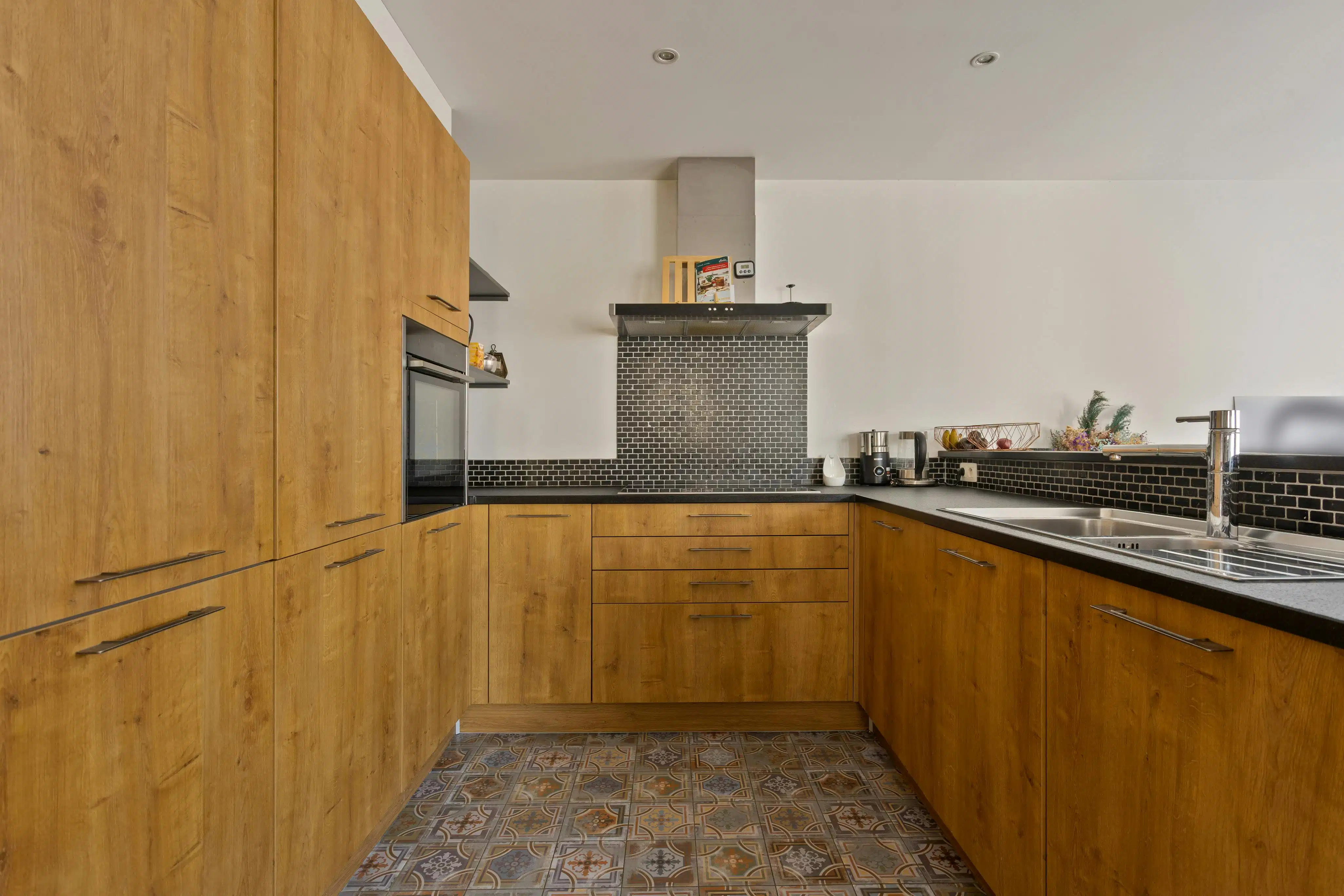 Gerenoveerd 3-slaapkamer appartement met terras Elsene foto 4