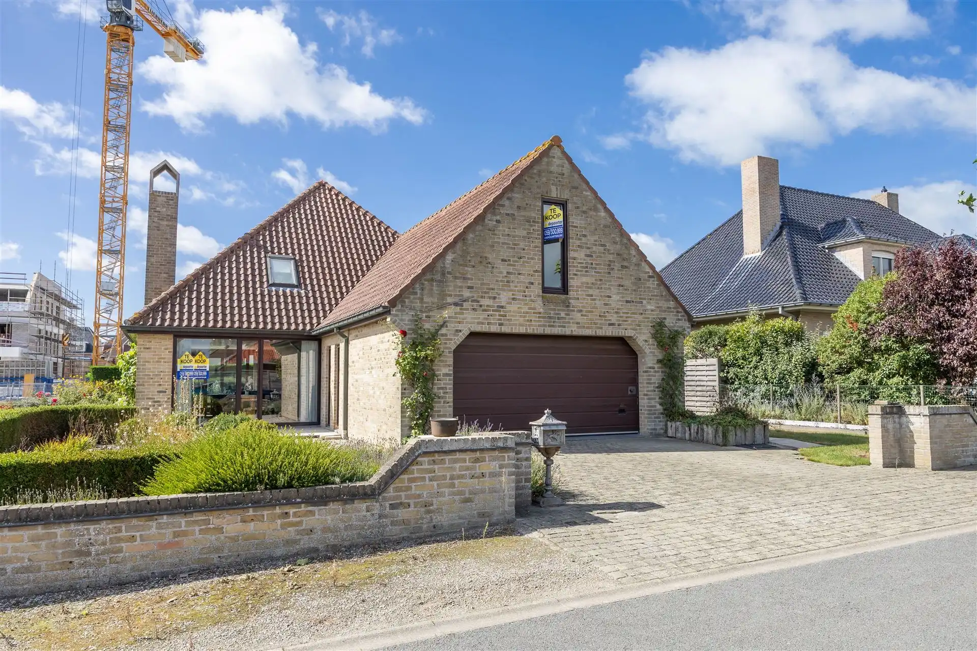 Hoofdfoto van de publicatie: villa