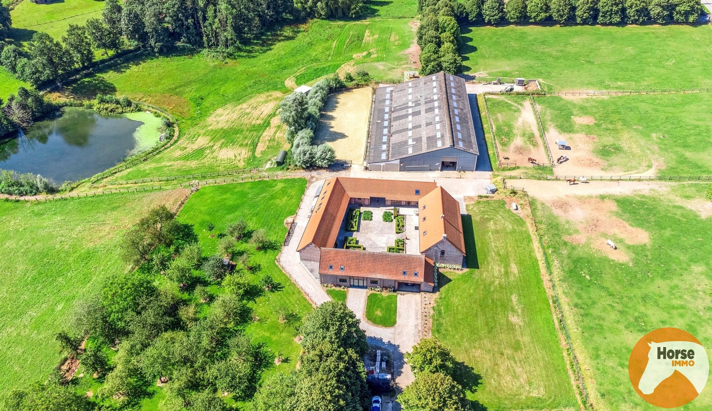 MAARKEDAL - UNIEKE VIERKANTSHOEVE met binnenzwembad en piste foto 28