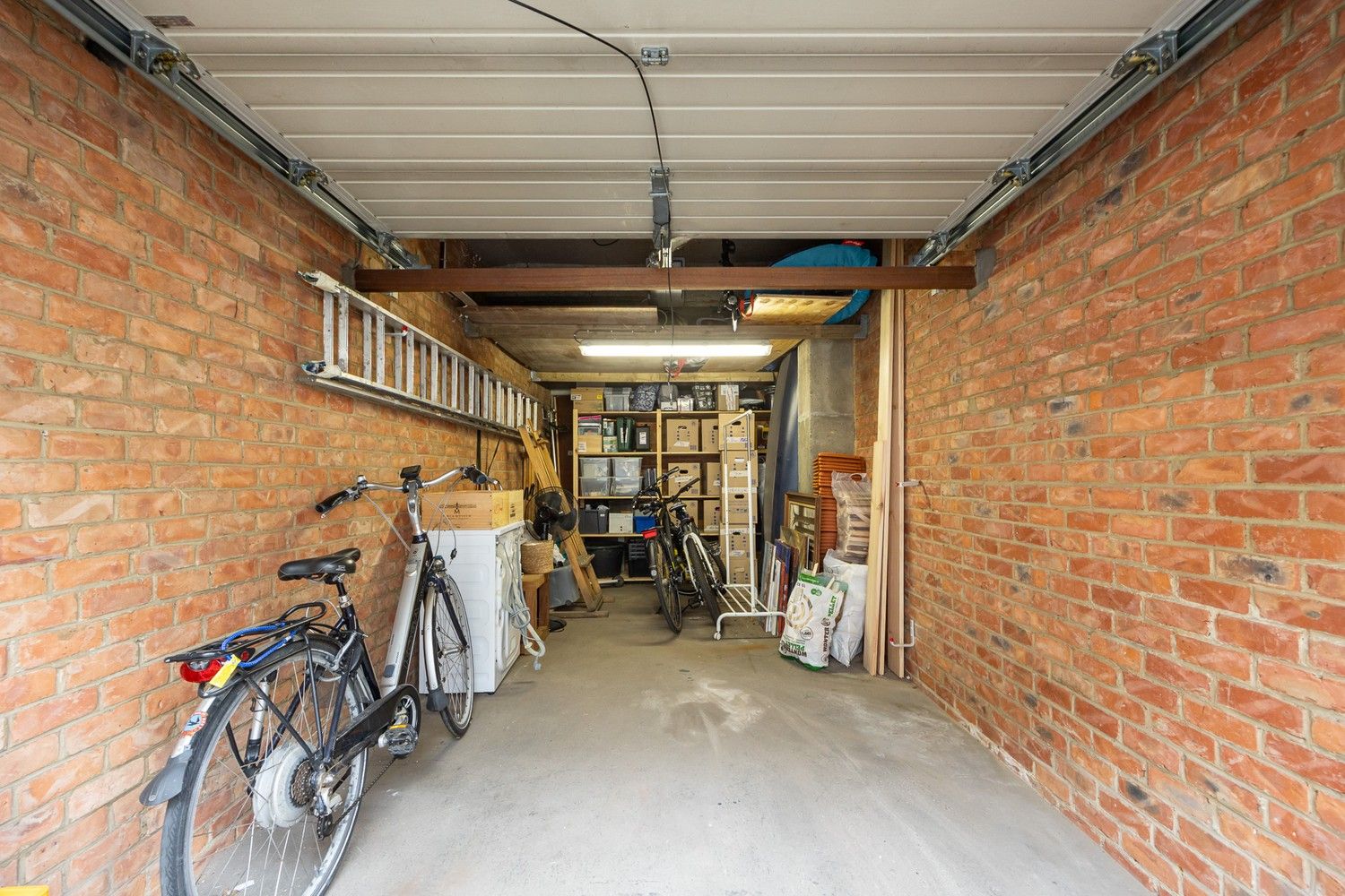 Charmante stadswoning met tuin en optionele garage in hartje Borgerhout foto 20