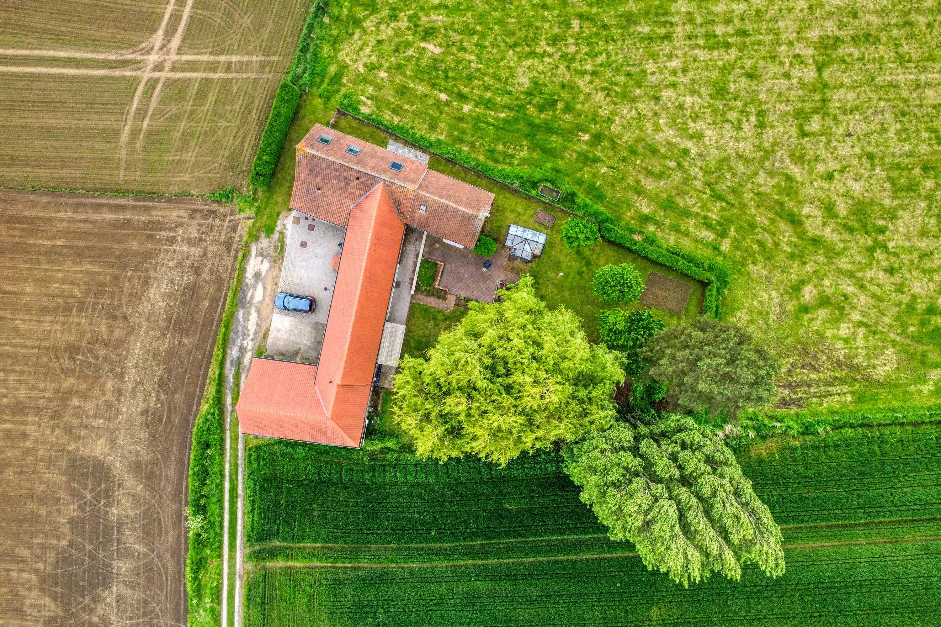 Recent gerenoveerde hoeve te koop in Ellezelles foto 21