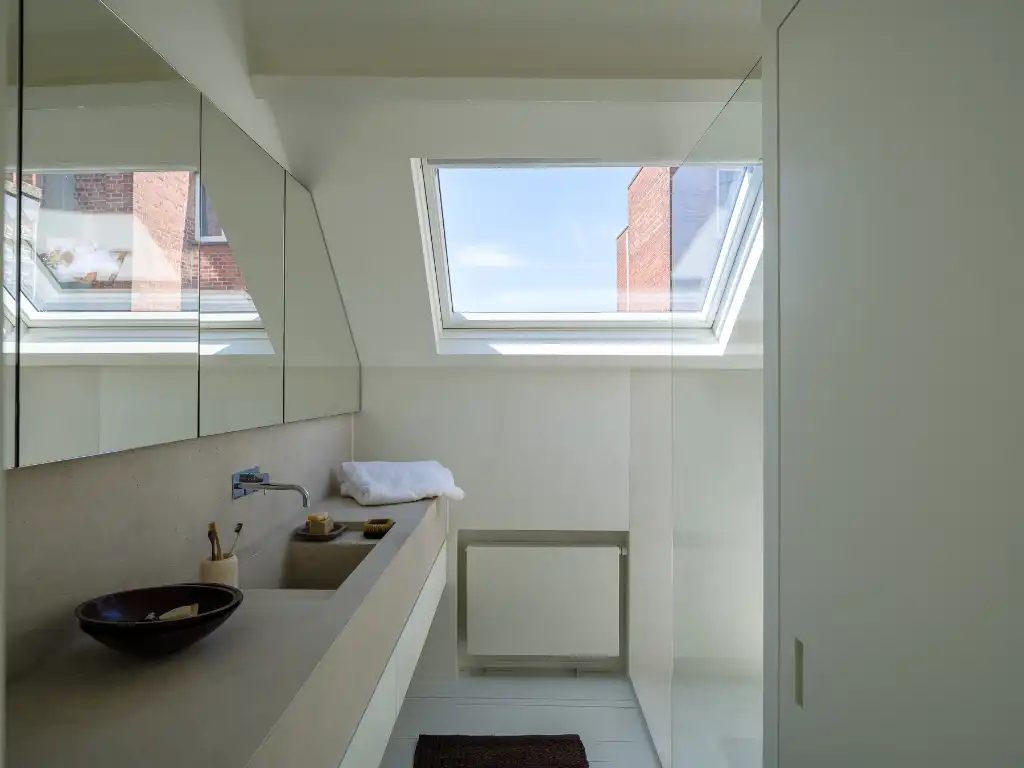 Karaktervol 2-slaapkamer appartement op een toplocatie in het centrum foto 16