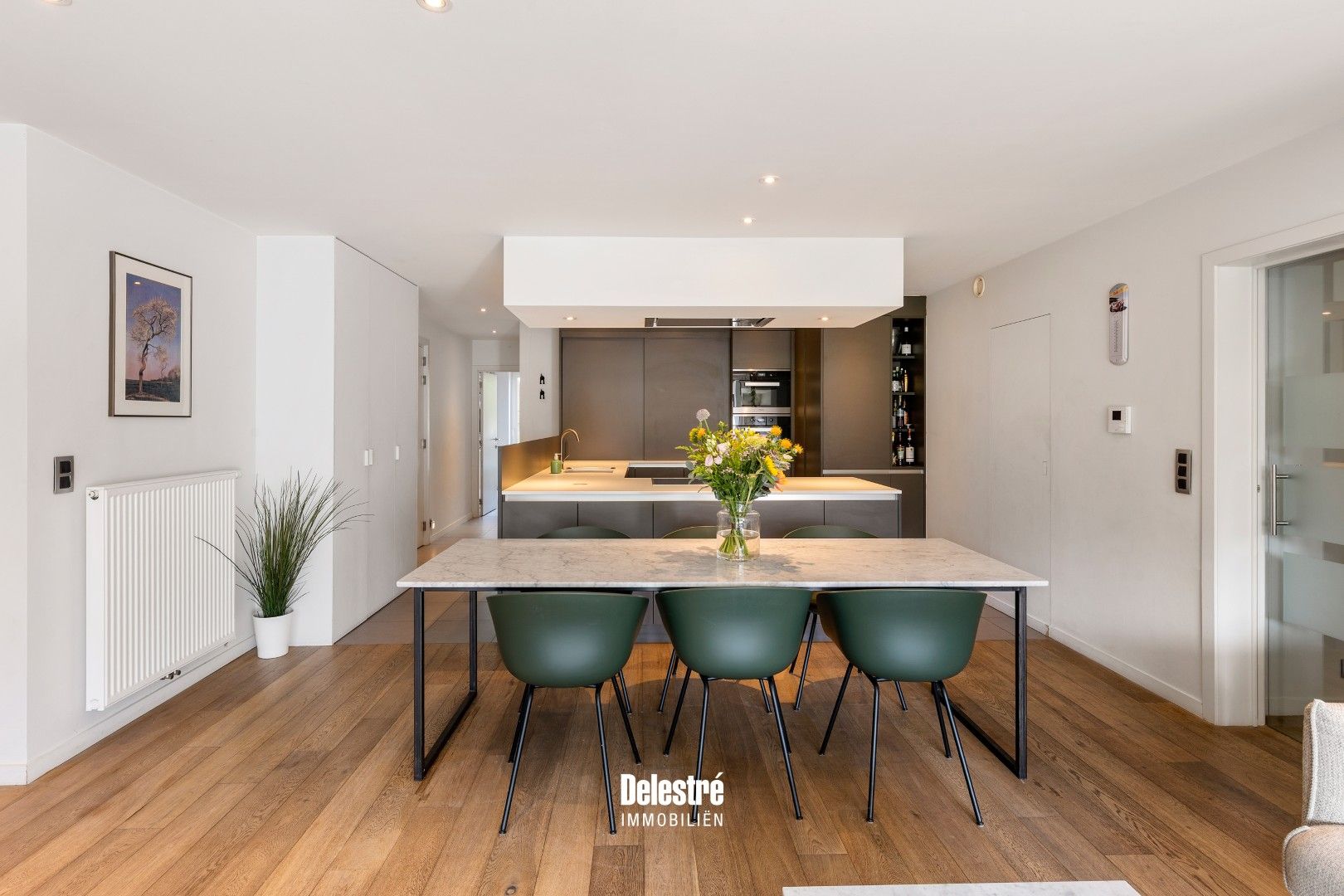INSTAPKLAAR APP. 3 SLPK. 2 BADKAMERS MET TUIN EN TERRAS  foto 9