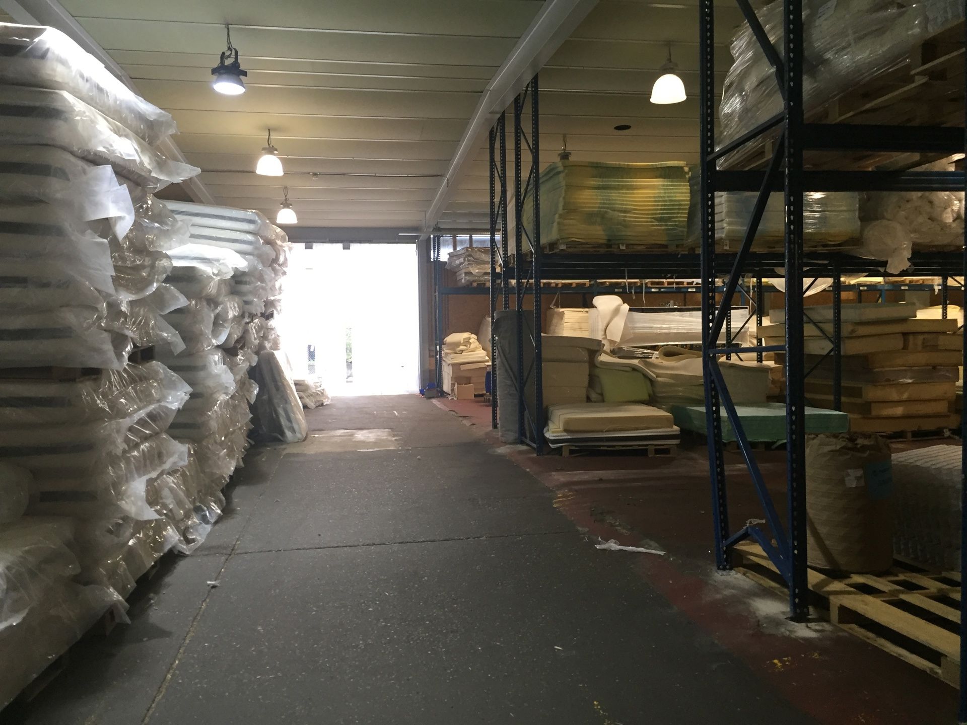 Magazijn te huur foto 5