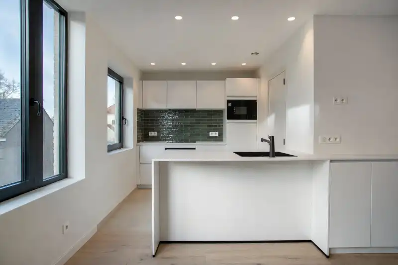 Te huur – stijlvol en energiezuinig appartement in Zeveneken foto 5