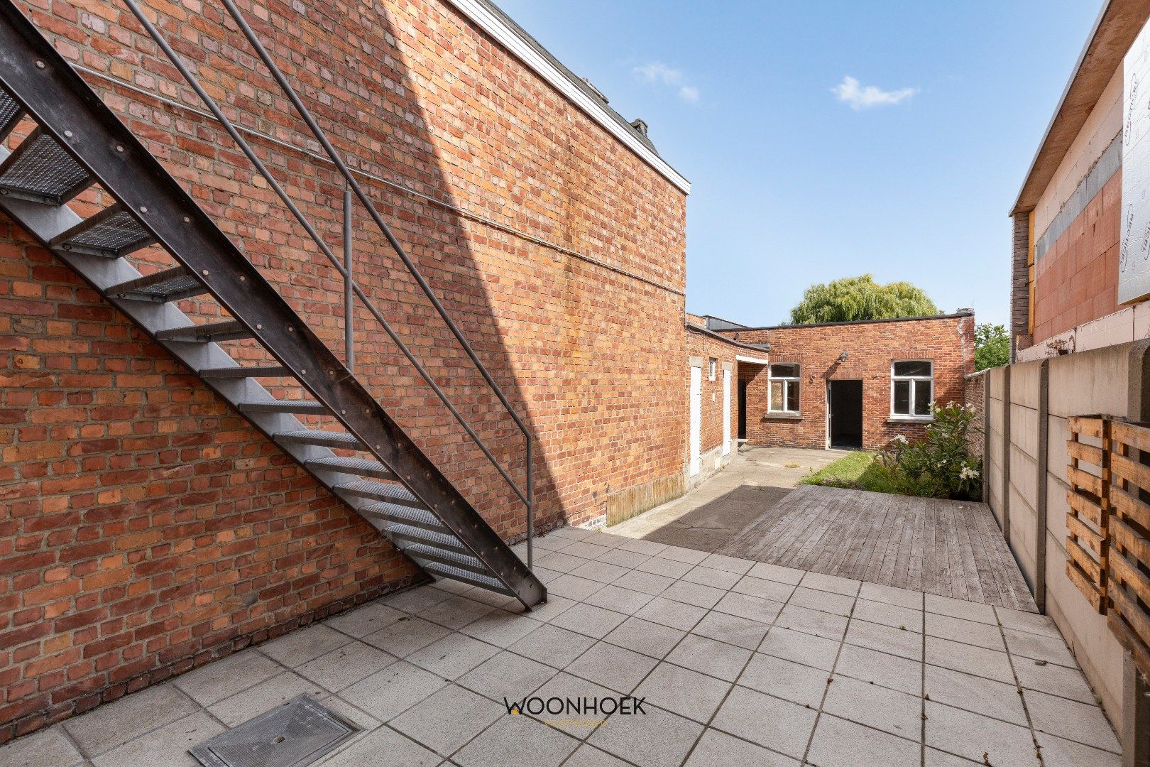 Ruime woning met 4 slpk en grote tuin in Zeveneken centrum! foto 17