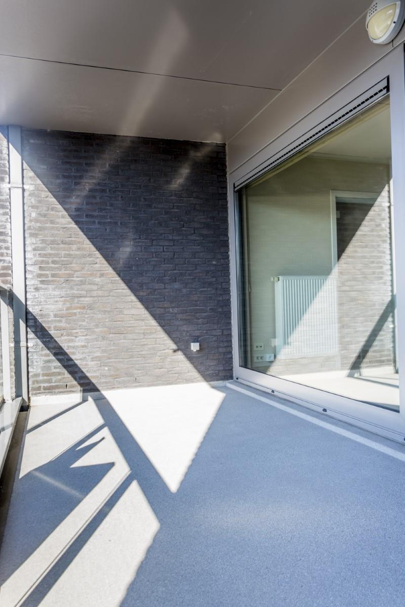 Ruim appartement aan het station met twee terrassen foto 12