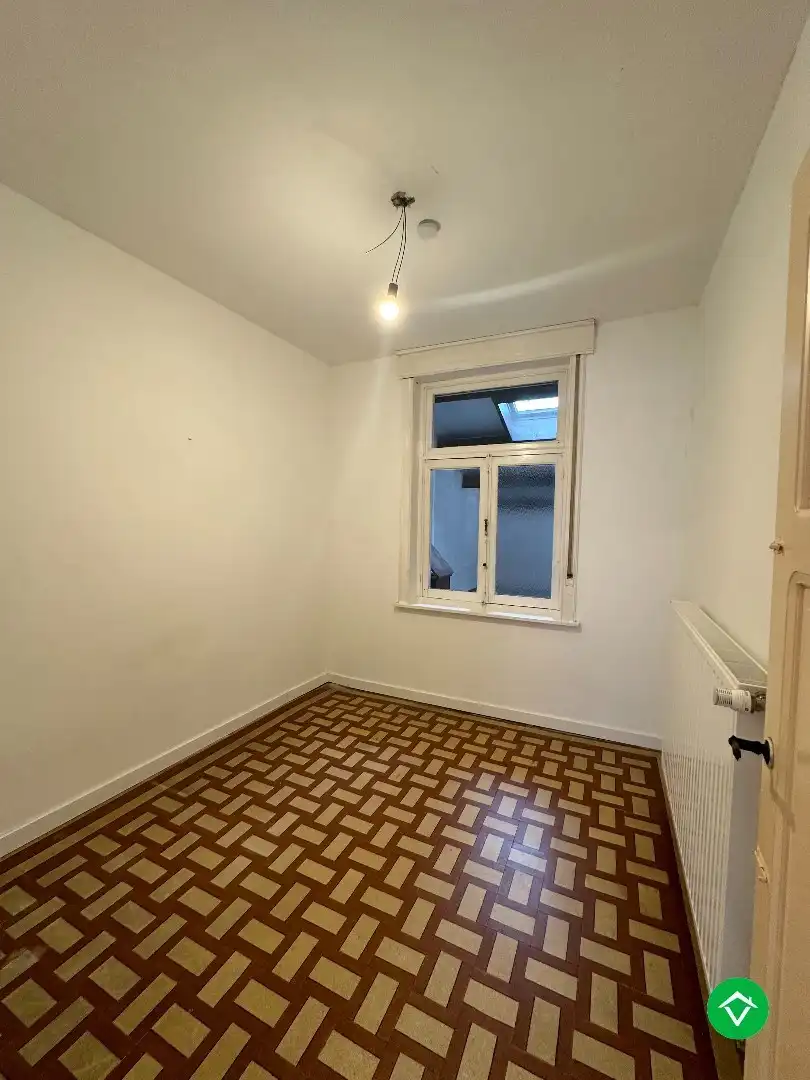 Charmante woning met tuin en garage in Werken. foto 9