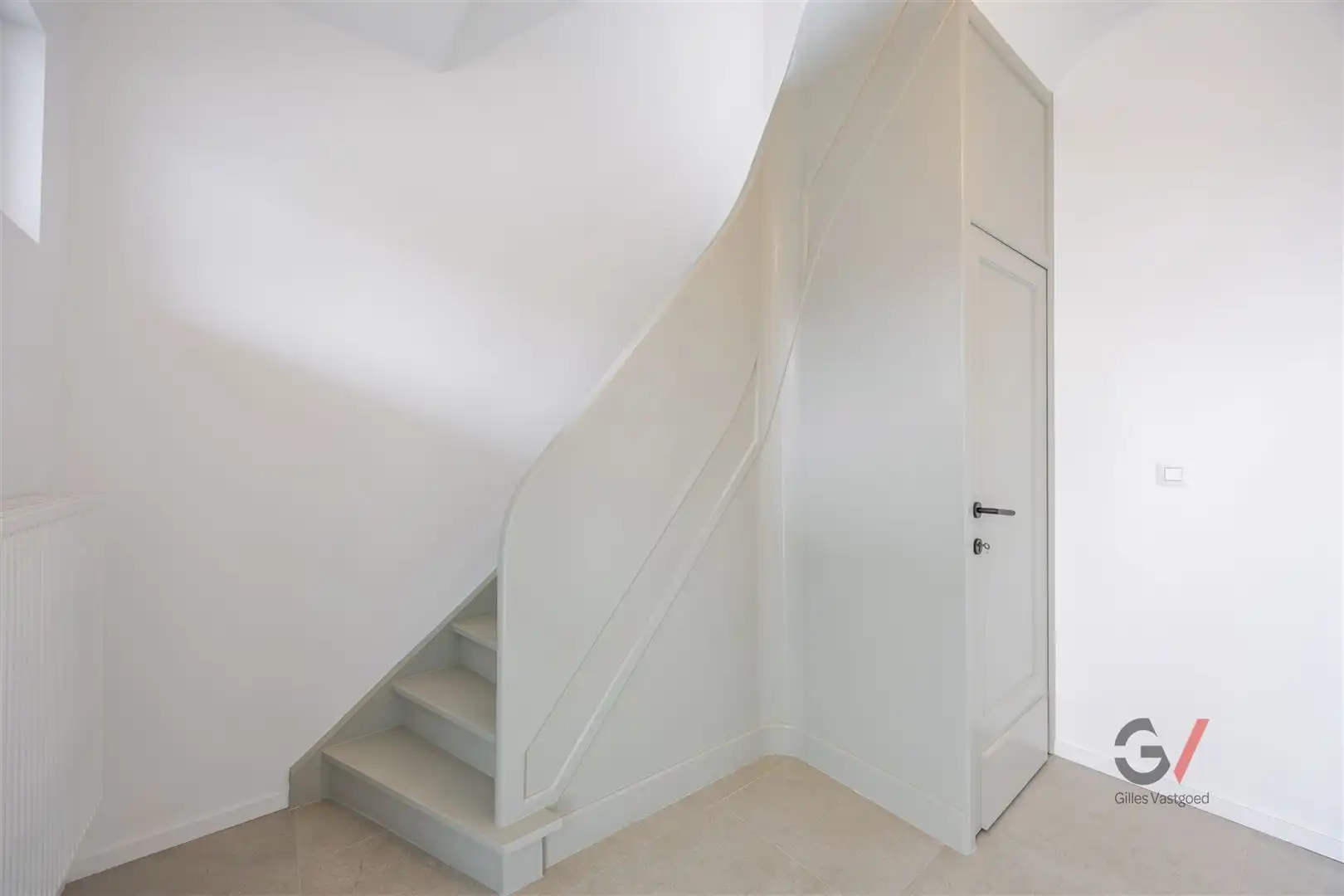 Gerenoveerde woning foto 10