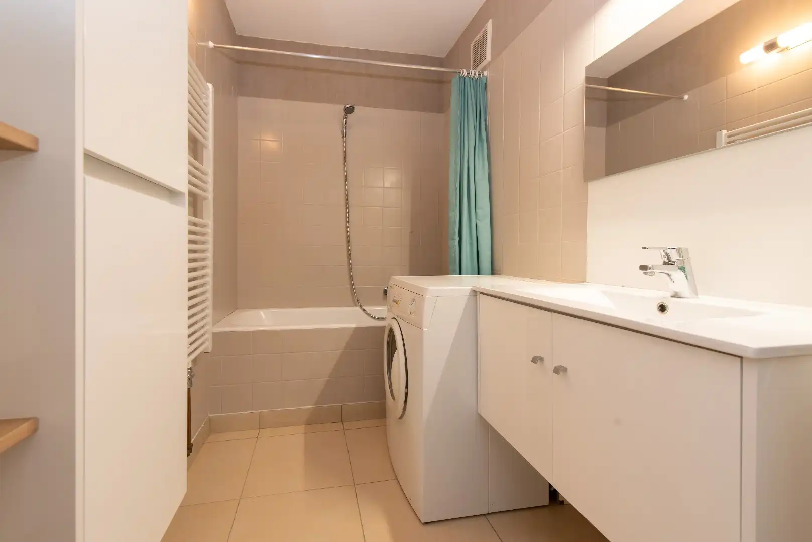 Zeer ruim appartement me 1 slaapkamer op de Zeedijk van Middelkerke met EPC B-label foto 4