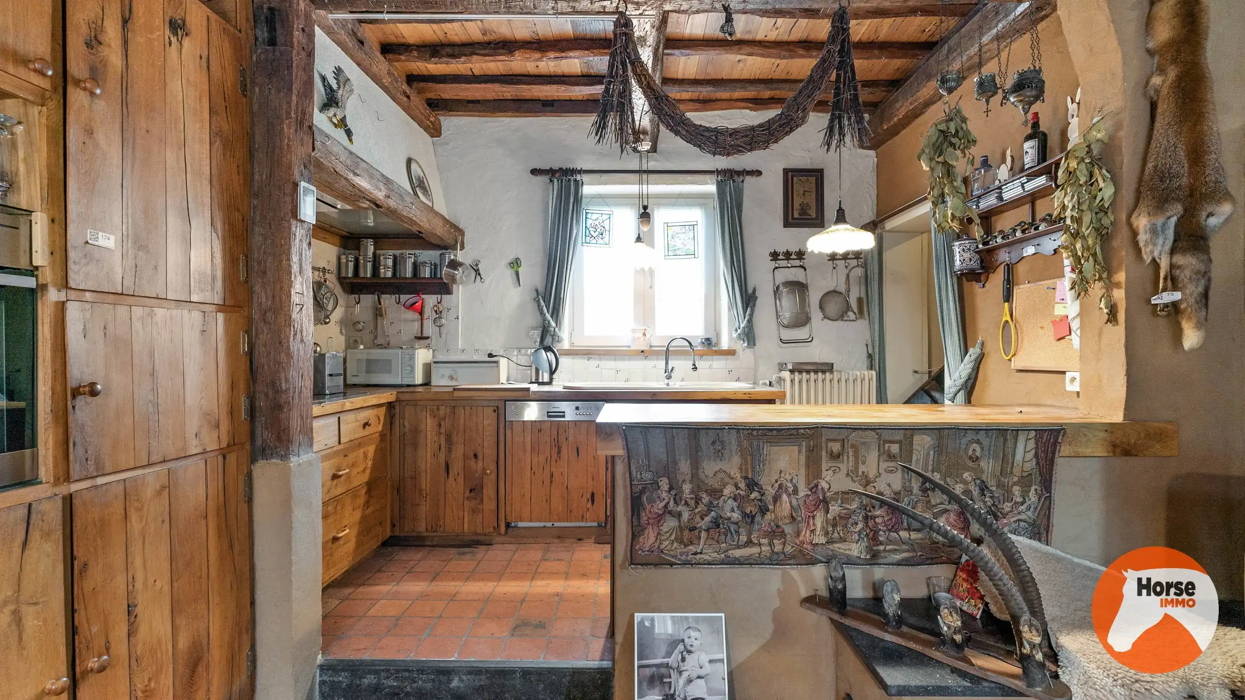 BILZEN - Charmante vierkantshoeve met werkplaats foto 21