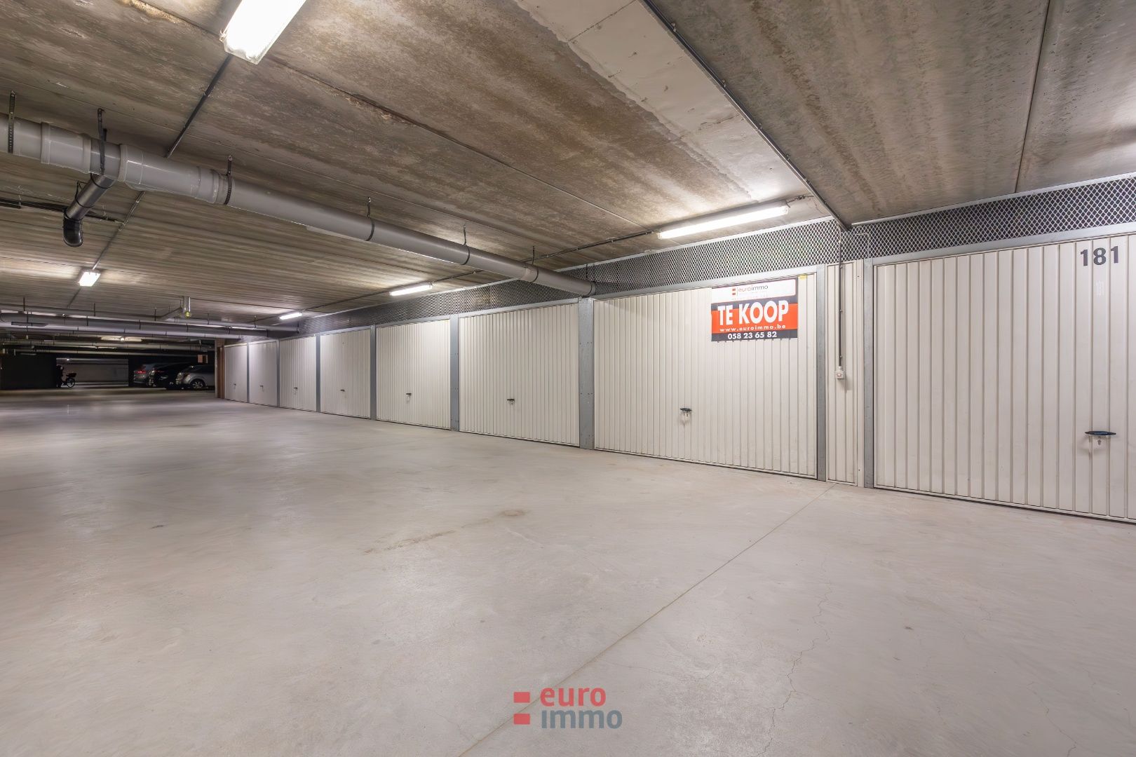 Ruime goedgelegen garagebox! foto 3