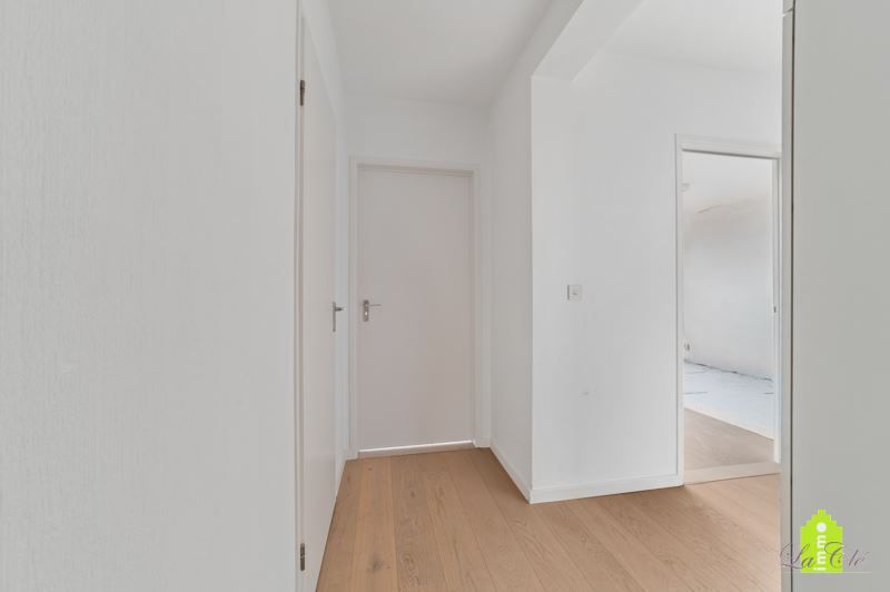 Sint-Andries, Energiezuinig lichtrijk prachtig appartement , 90m2  2 slpks en 2 zonnebalkons foto 7