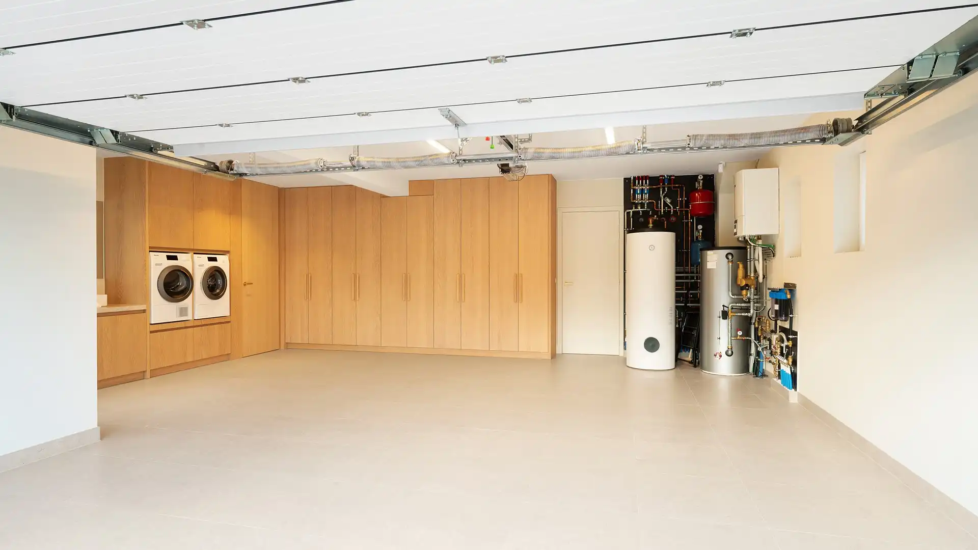 Luxueuze, alleenstaande villa in een residentiële wijk in Knokke met 5 slaapkamers. foto 43