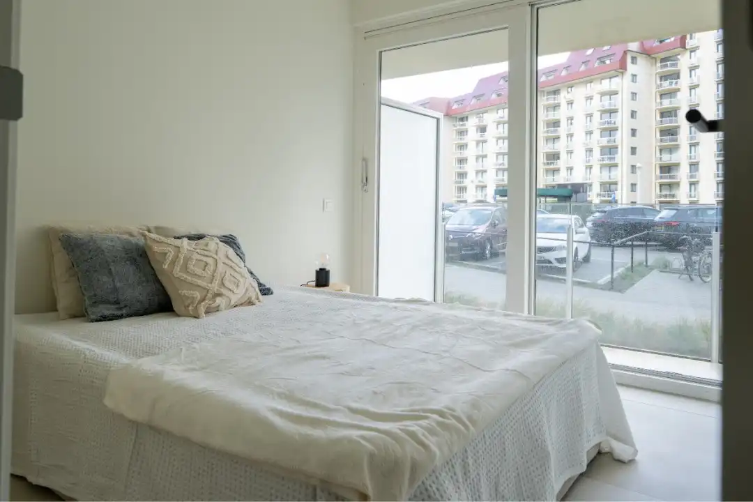 Prachtig gerenoveerd 3 - slaapkamerappartement foto 13