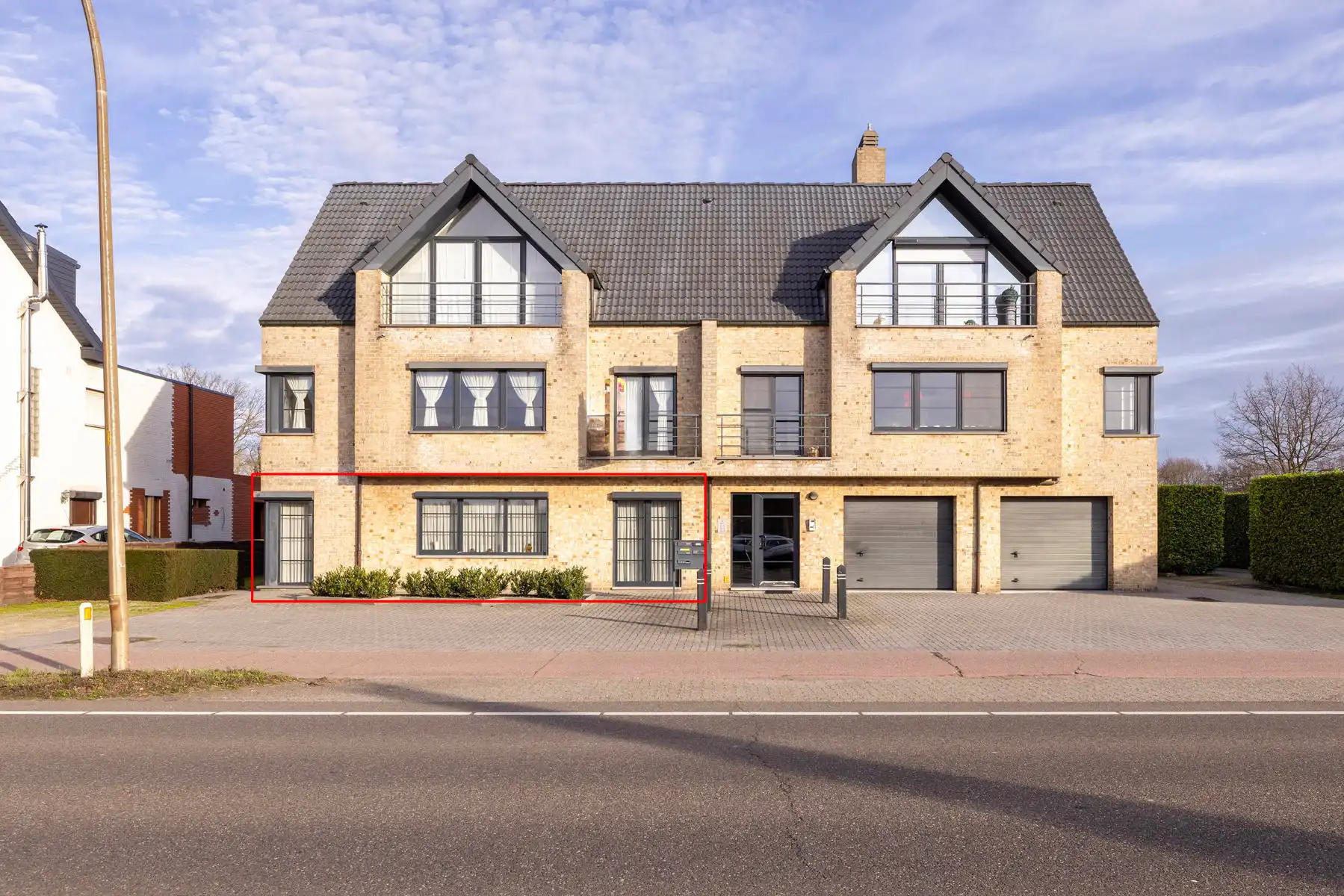 Appartement te koop foto {{pictureIndex}}